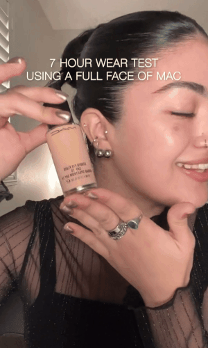 MAC Matchmaster SPF 15 Foundation – Shade-Adaptive Demi-Matte Coverage
